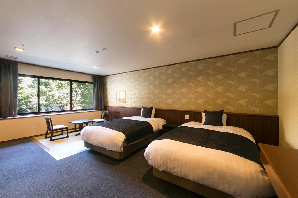 Suimeikan Gero Extérieur photo A room at the hotel