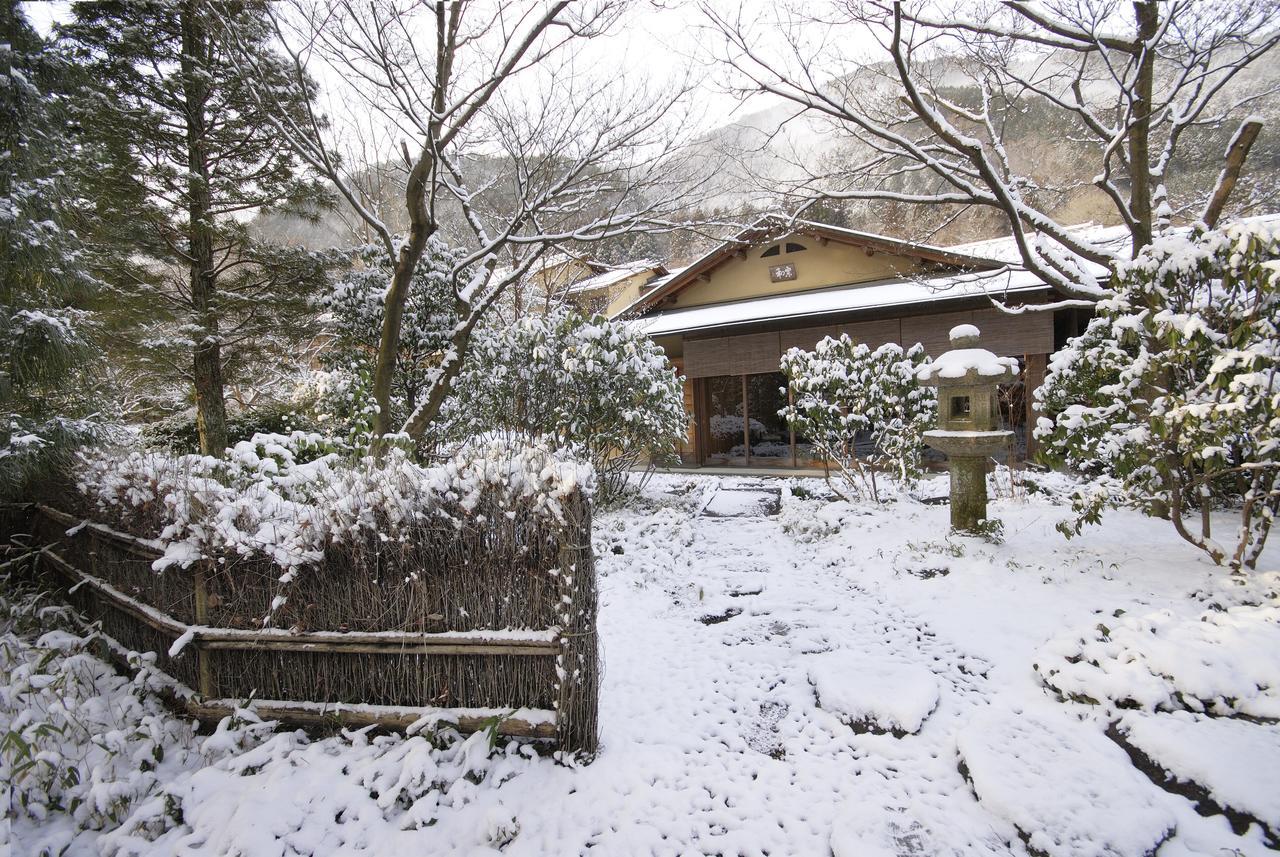 Suimeikan Gero Extérieur photo A tea house in Kyoto